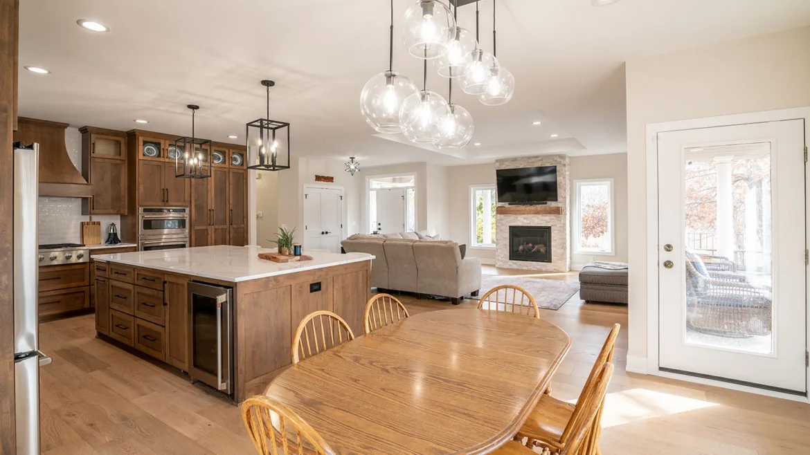 kitchen renovation & dining room remodel